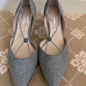 J. RENEE Veeva silver glitter fabric heels  size 7 1/2